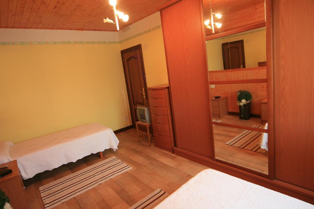 La Granja De Vitoria Guest House Hueto Arriba Room photo